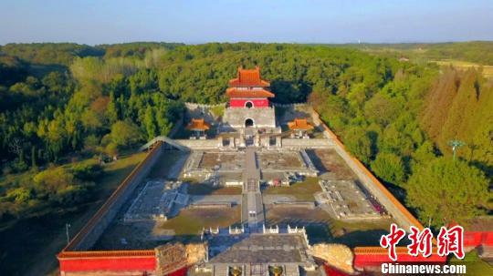 明显陵是中国明代最大的单体帝王陵　郑子颜　摄