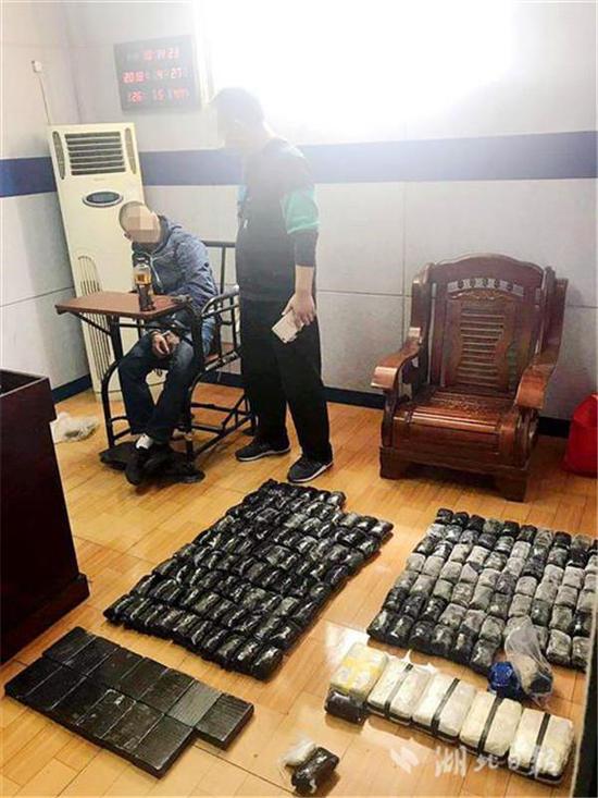 嫌疑人和毒品