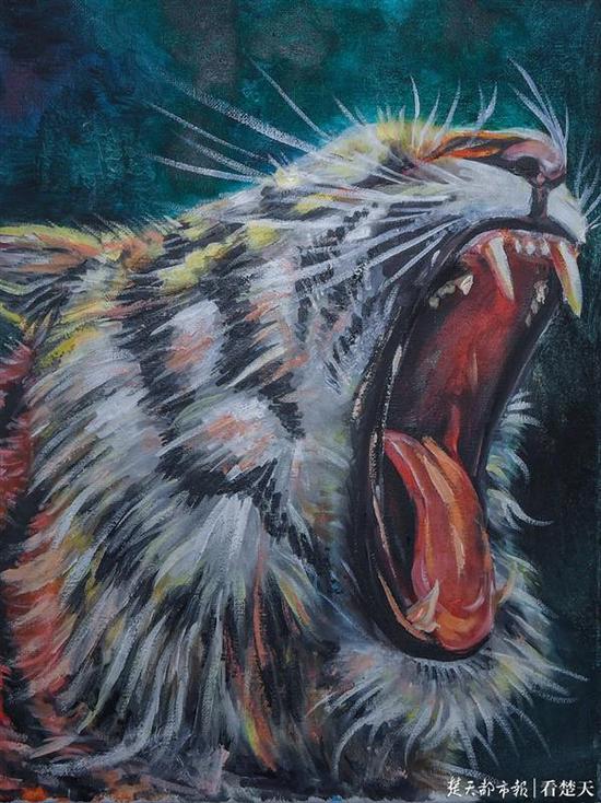 毕业|华科现“扫地僧”保安 业余油画作艳惊校园学子