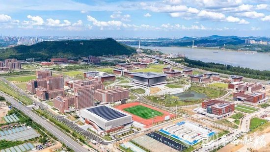 华中科技大学军山校区