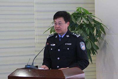 湖北荆门黑社会保护伞曝光:市公安局副局长及支队长(图3) 湖北荆门黑社会保护伞曝光:市公安局副局长及支队长(图3)