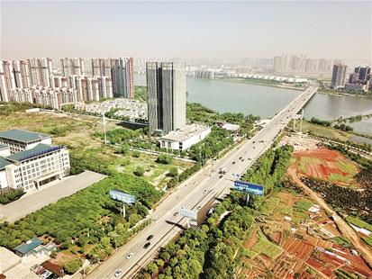 圖為:居民急盼湯遜湖大橋匝道規(guī)劃早日落實