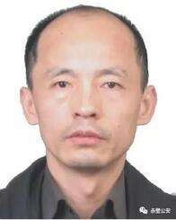 余建平,男,47岁,赤壁人