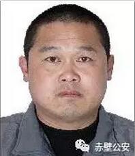 汤成才,男,50岁,赤壁人