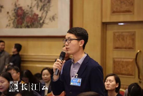 新华社记者提问