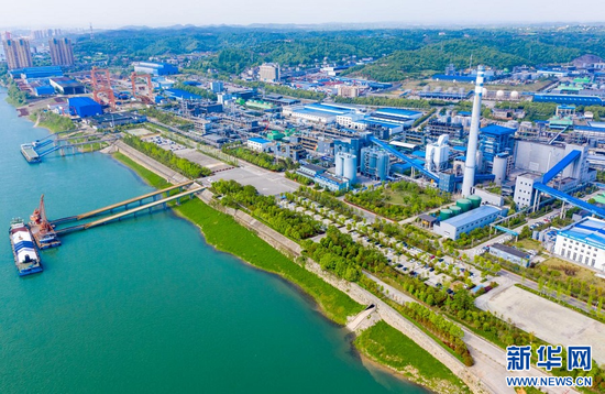 图为位于湖北宜昌猇亭区的兴发集团宜昌新材料产业园。新华网发 王雷摄