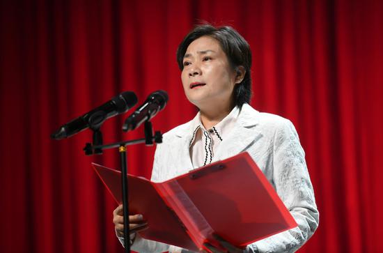 湖北省文化和旅游厅厅长雷文洁致辞。吴燕军 摄