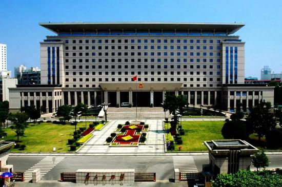 省长外出要向谁报告?湖北省政府运转新规发布