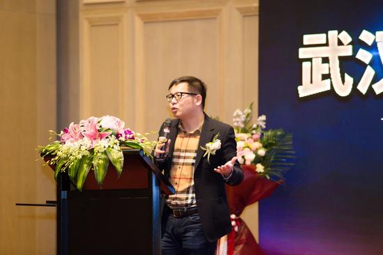 华方集团老总_华方回转支承