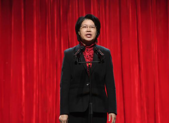湖北省人民政府副省长肖菊华宣布艺术节开幕。吴燕军 摄