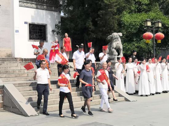 与世界军运会同行 古琴台唱响《我和我的祖国》