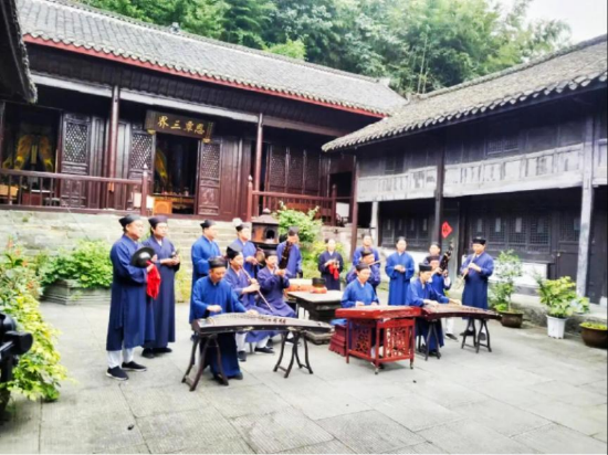 武当山宫观道乐(邓丽芬 摄)