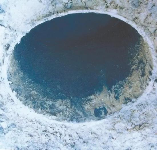 纪南城内发现的古水井。
