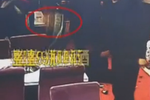 顧客與火鍋店老板起沖突 舉整箱啤酒將其"爆頭"
