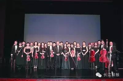 演出：北京中歌爱乐管弦乐团