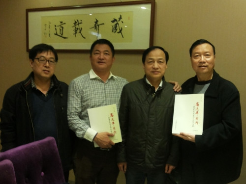 武汉开发区携手焦裕禄纪念馆举办长征颂书画展