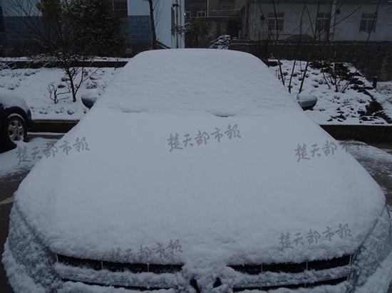 大湖北三月底雪景