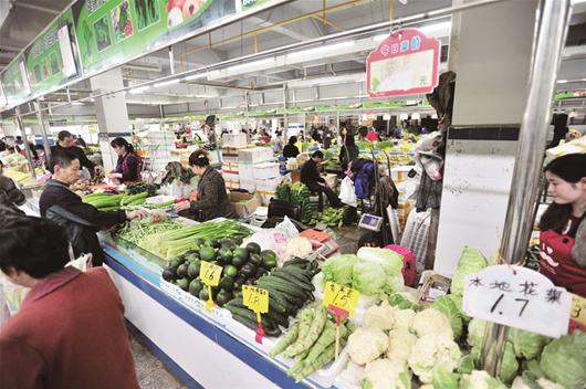 武汉蔬菜价格明显回落 市场重现一元菜
