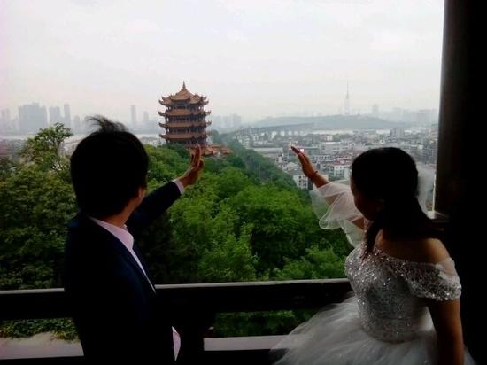 黄鹤楼首次举办婚纱摄影大赛