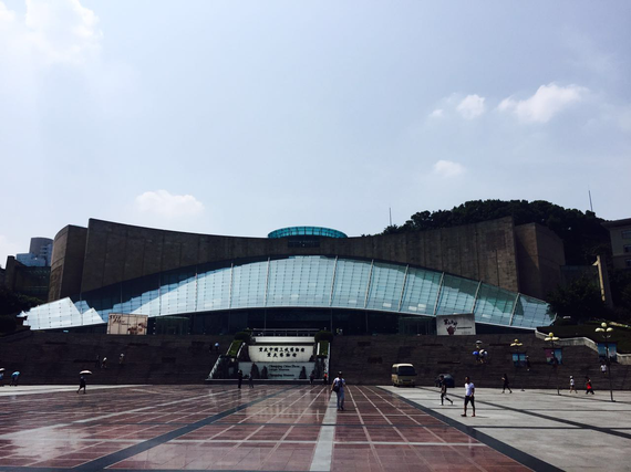 叼嘴人与威旺S50洪荒之力于麻辣山城_武汉汽