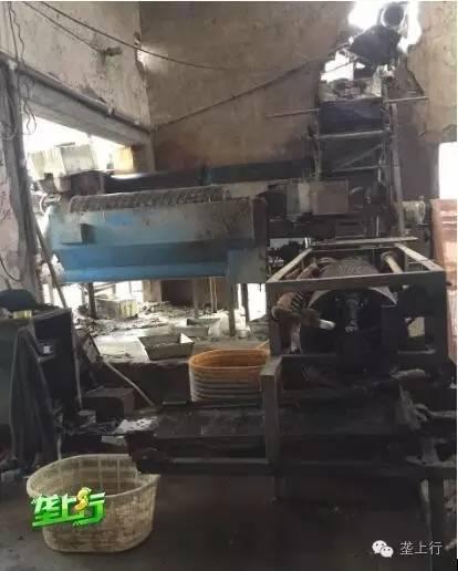 潜江一加工厂突发爆炸 锅炉炸飞十多米砸破房顶