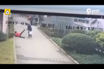 女研究生反駁同班男學霸觀點 放學路上被尾隨暴打