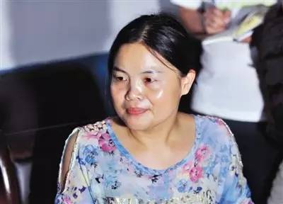 秦开美是一位细心的老师,即便批评学生,也不会把孩子带到办公室去。