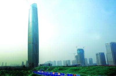 在建的“武汉中心”