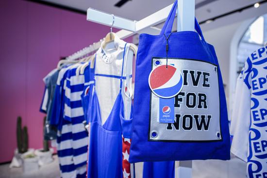PEACEBIRD WOMEN× Pepsi百事合作系列