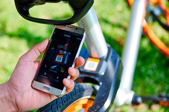 骑共享单车忘关锁欠费两千万 武汉男子:已清零