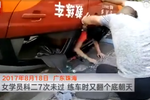 珠海駕校女學(xué)員練車時翻車180度 科目二已掛科7次