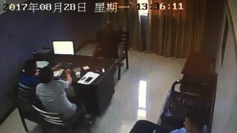 高速路上逆行违停记24分 男子网上找黄牛销分被骗