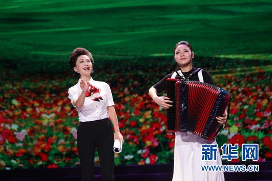 第五届中国诗歌节开幕式诗歌诵读剧照