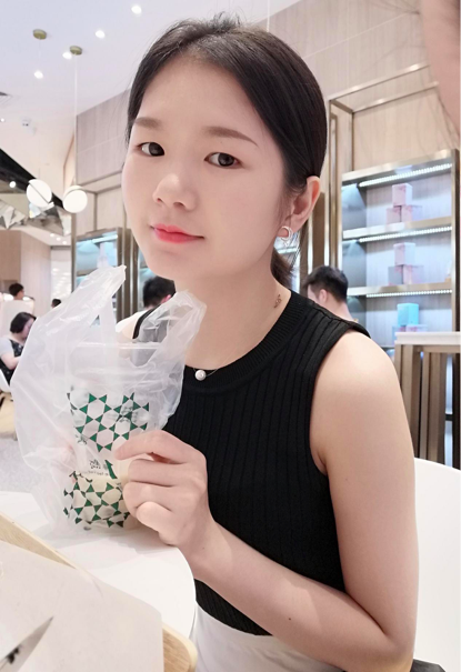 成小慧生活照