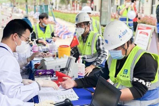 60名火神山、雷神山醫(yī)院建設者集體獻血