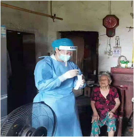 圖為何灣村103歲老人雷菊香