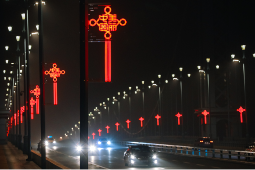红灯笼挂起来，武昌区春节“氛围组”正式上线