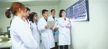 华中科技大学同济医学院附属协和医院肿瘤中心骨软组织肿瘤病区医生团队