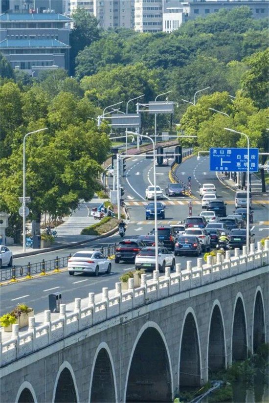改造后的雙湖橋片區(qū)。