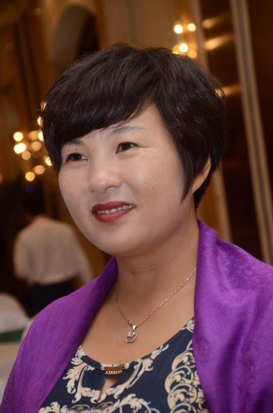 李红艳