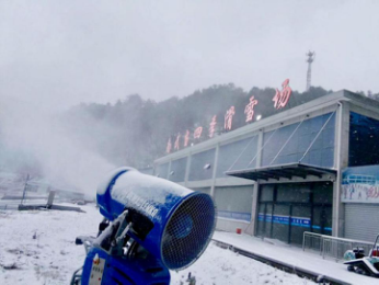 （南武當(dāng)滑雪場造雪進(jìn)行時）