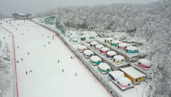 襄阳横冲滑雪场