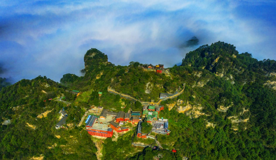 武当山太和宫 范学锋摄