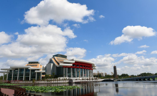 潜江曹禺大剧院