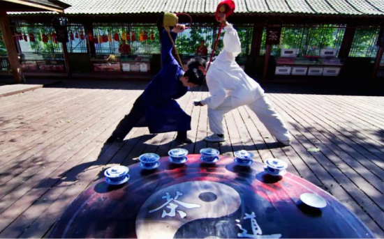 武当道茶表演(魏建明 摄)