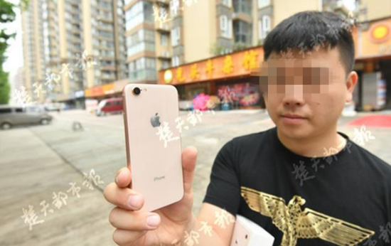 男子閑魚網(wǎng)上買iPhone8被坑 內(nèi)置配件全是iPhone6的(圖2)