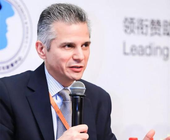 老总同志_老总办公室