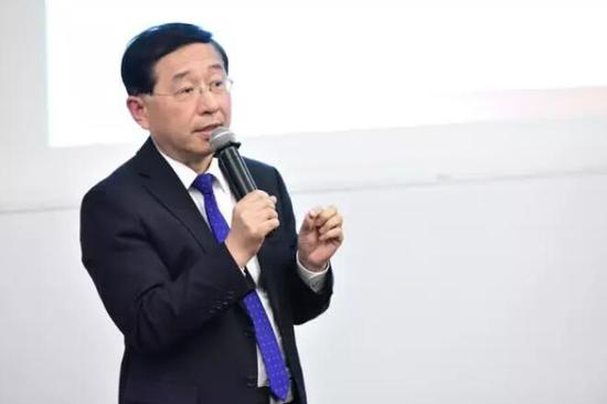 中欧国际工商学院卫生管理与政策中心主任蔡江南教授