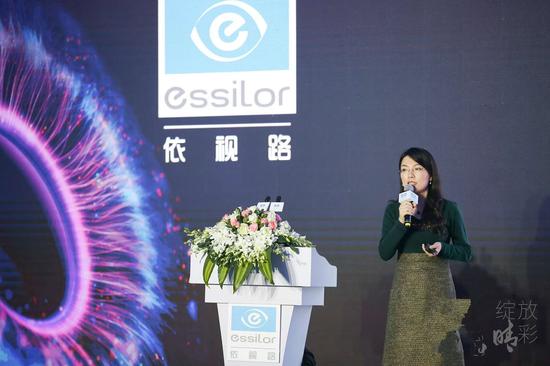 中山大学中山眼科?#34892;?#23624;光与低视力专科副主任杨晓教授