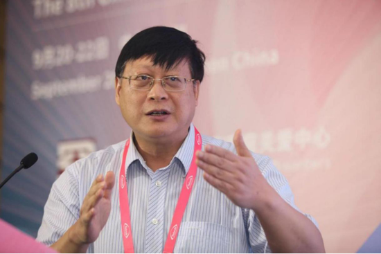 张成,教授,中山大学附属第一医院神经科副主任、主任医师